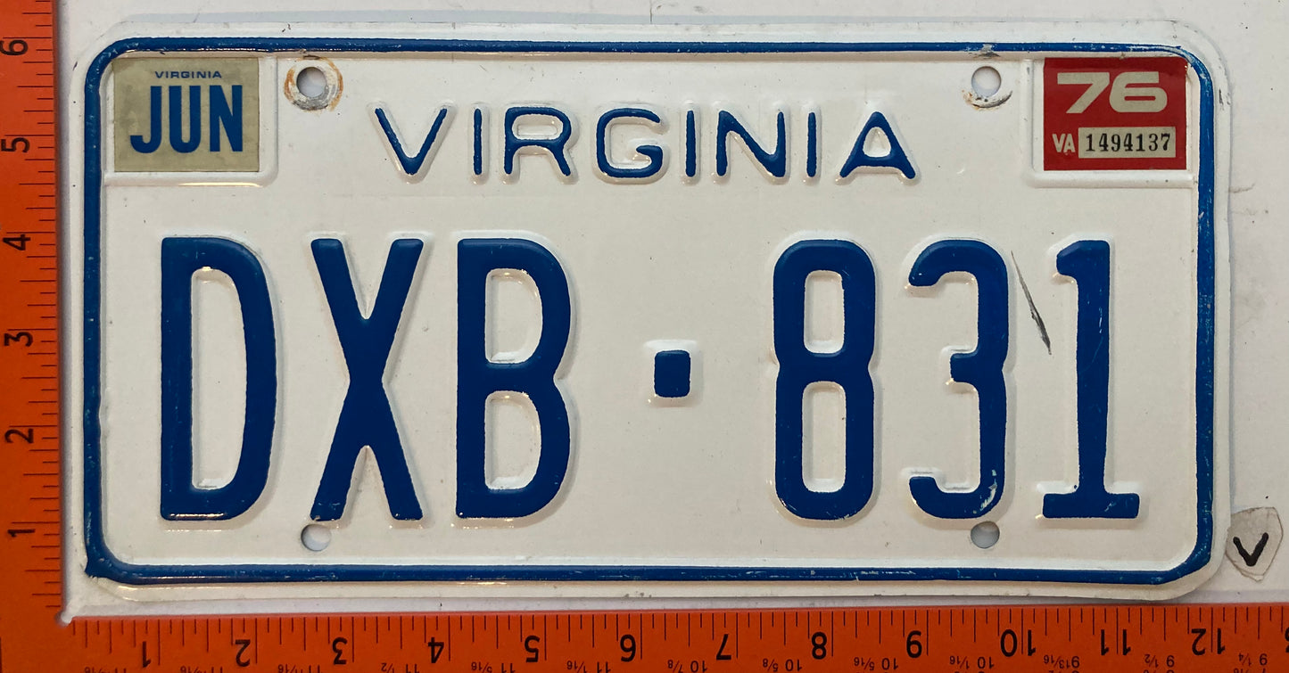 1976 Virginia #DXB-831 Passenger License Plate