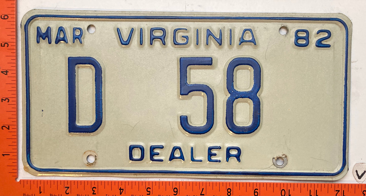 1982 Virginia #D58 Dealer License Plate
