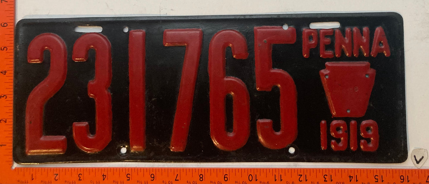 1919 Pennsylvania #231765 Passenger License Plate (Repaint)