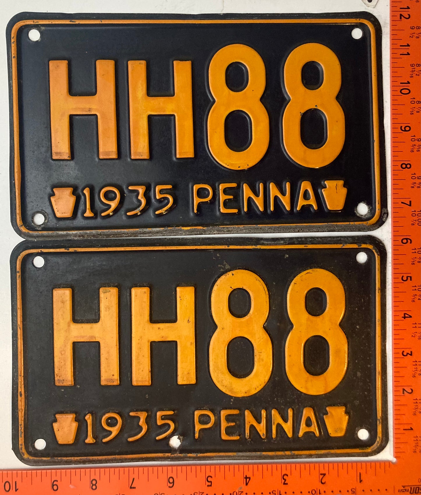 1935 Pennsylvania #HH88 Passenger License Plate (Pair)