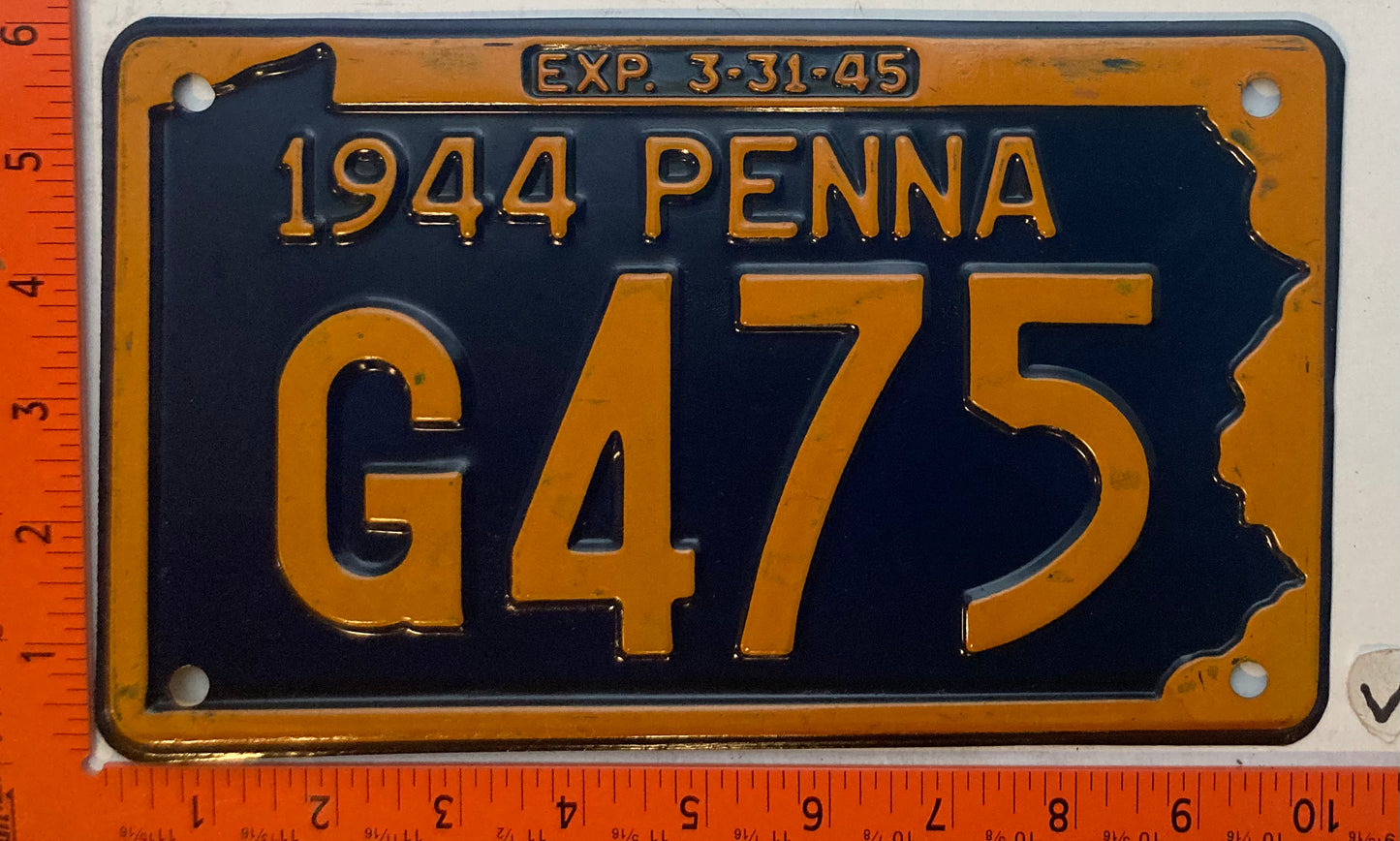 1944 Pennsylvania #G475 Passenger License Plate