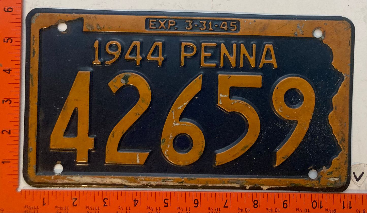 1944 Pennsylvania #42659 Passenger License Plate
