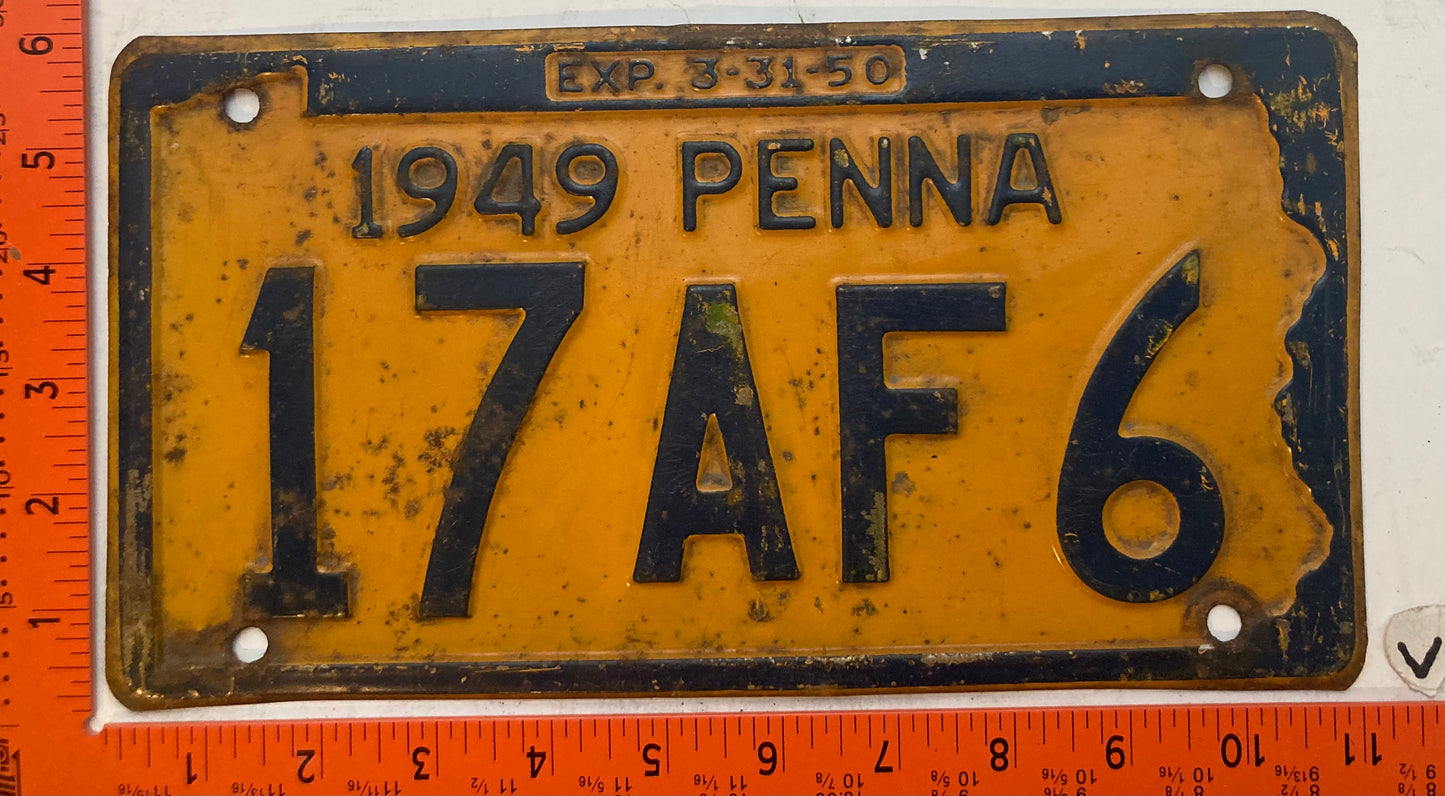 1949 Pennsylvania #17AF6 Passenger License Plate