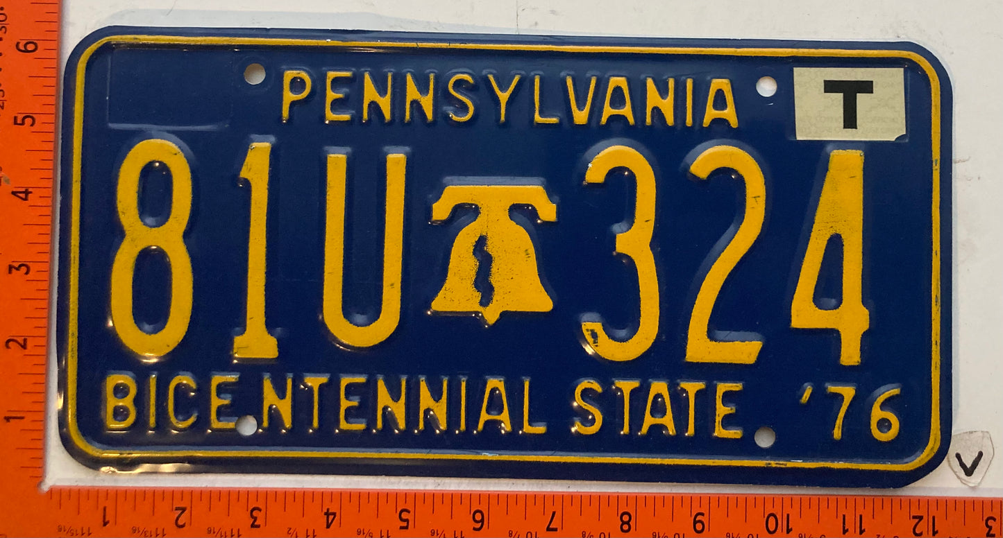 1976 Pennsylvania #81U-324 Passenger License Plate