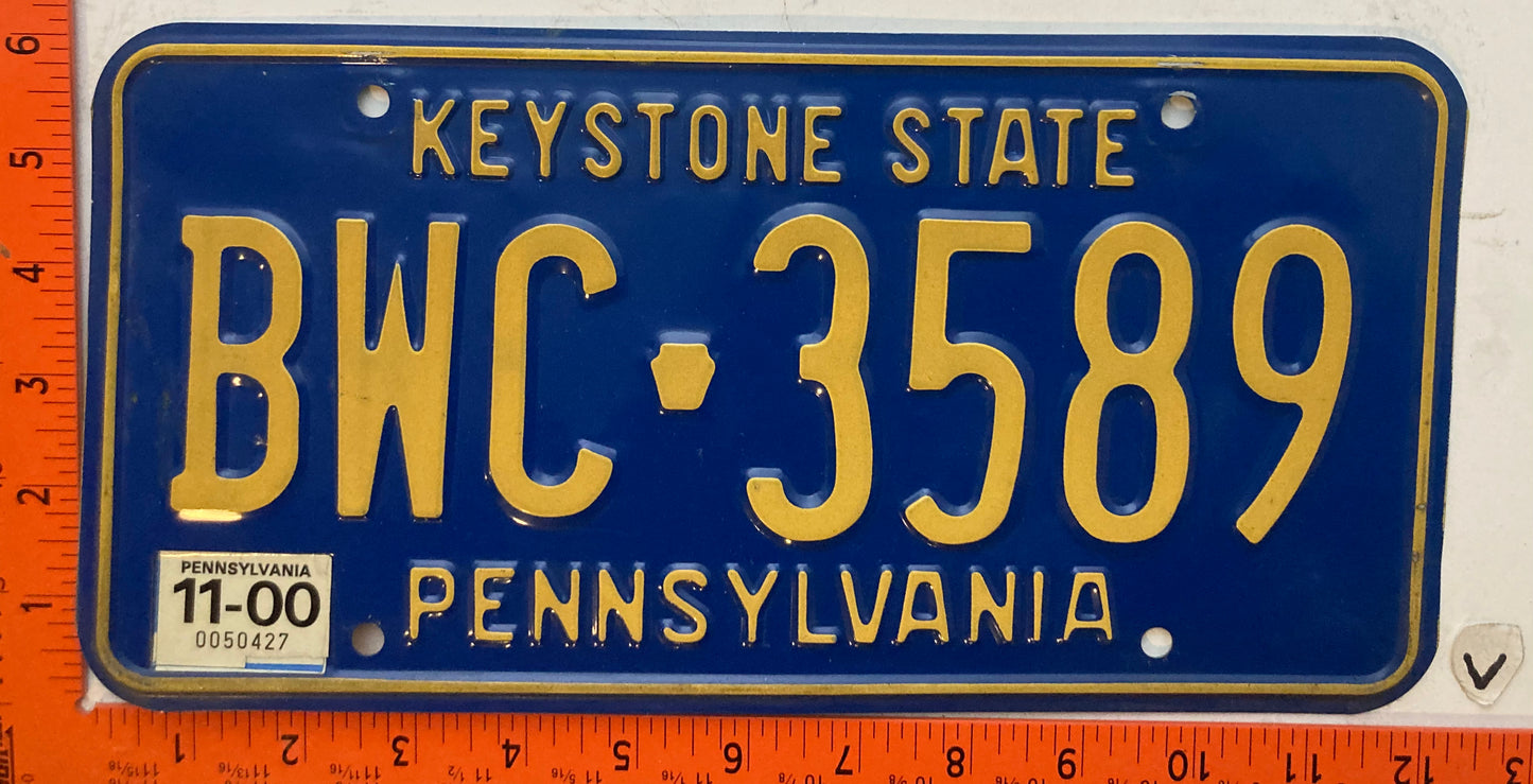 2000 Pennsylvania #BWC 3589 Passenger License Plate