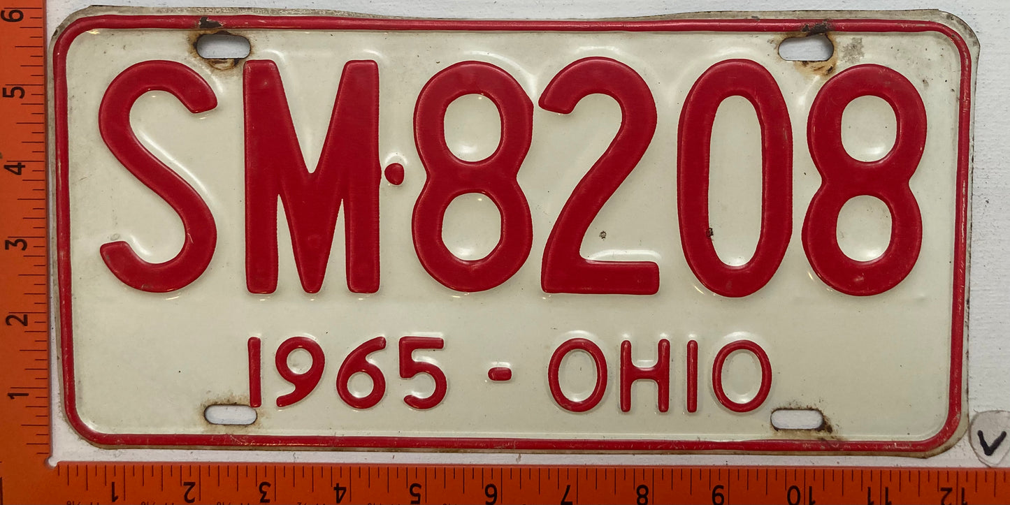 1965 Ohio #SM8208 Passenger License Plate