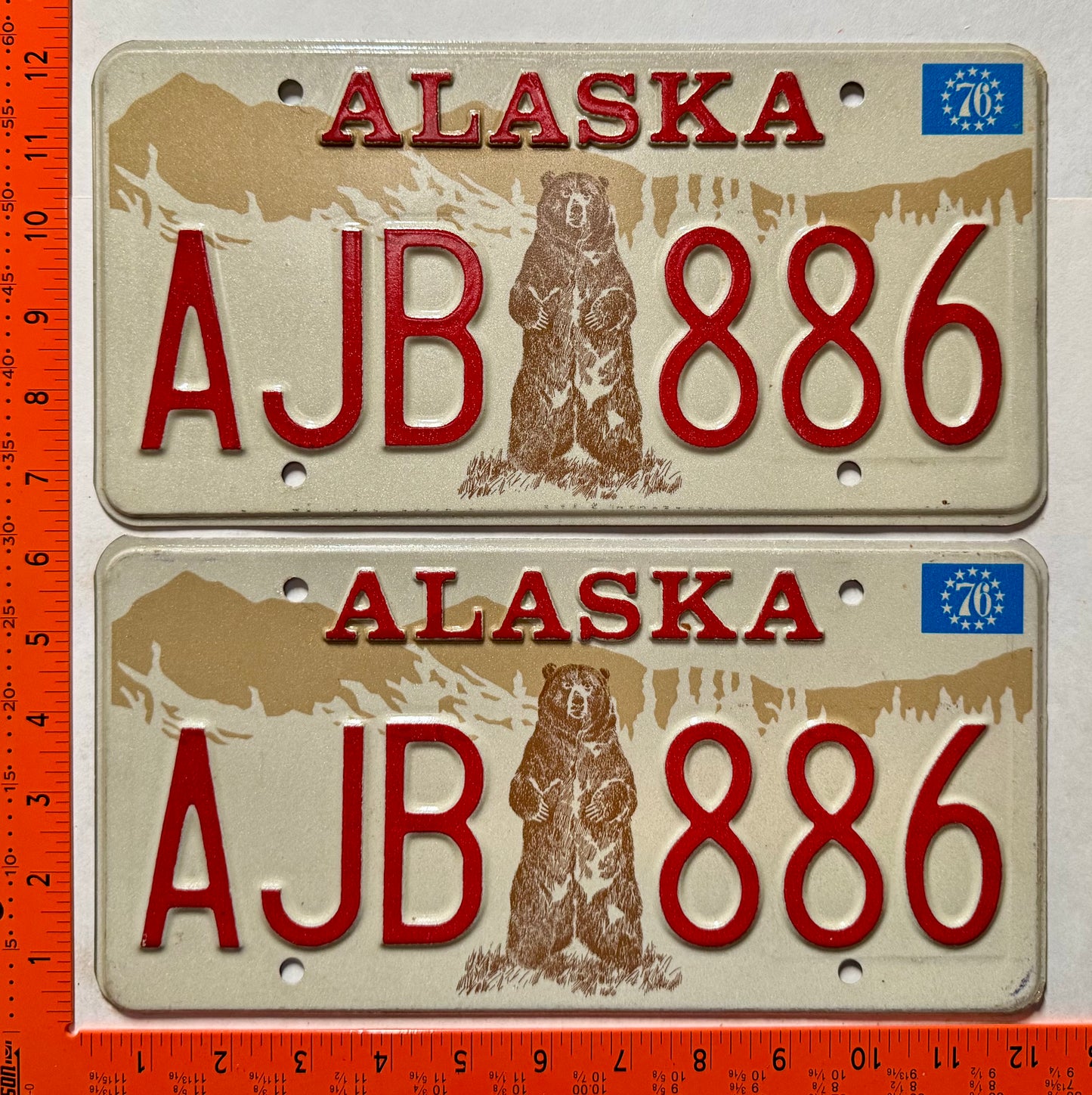 1976 Alaska #AJB 886 Passenger License Plate Pair