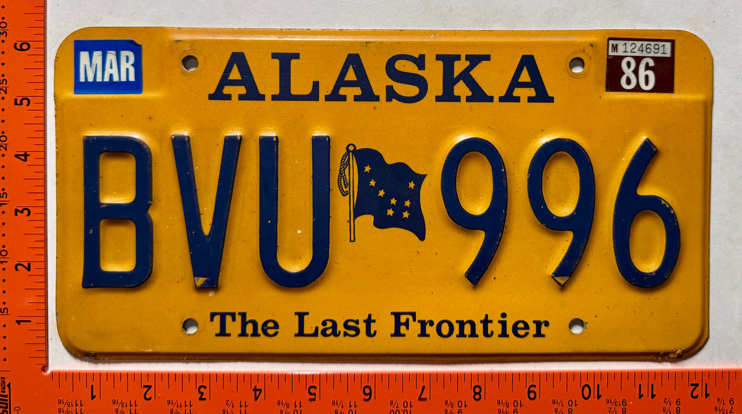 1986 Alaska #BVU 996 Passenger License Plate