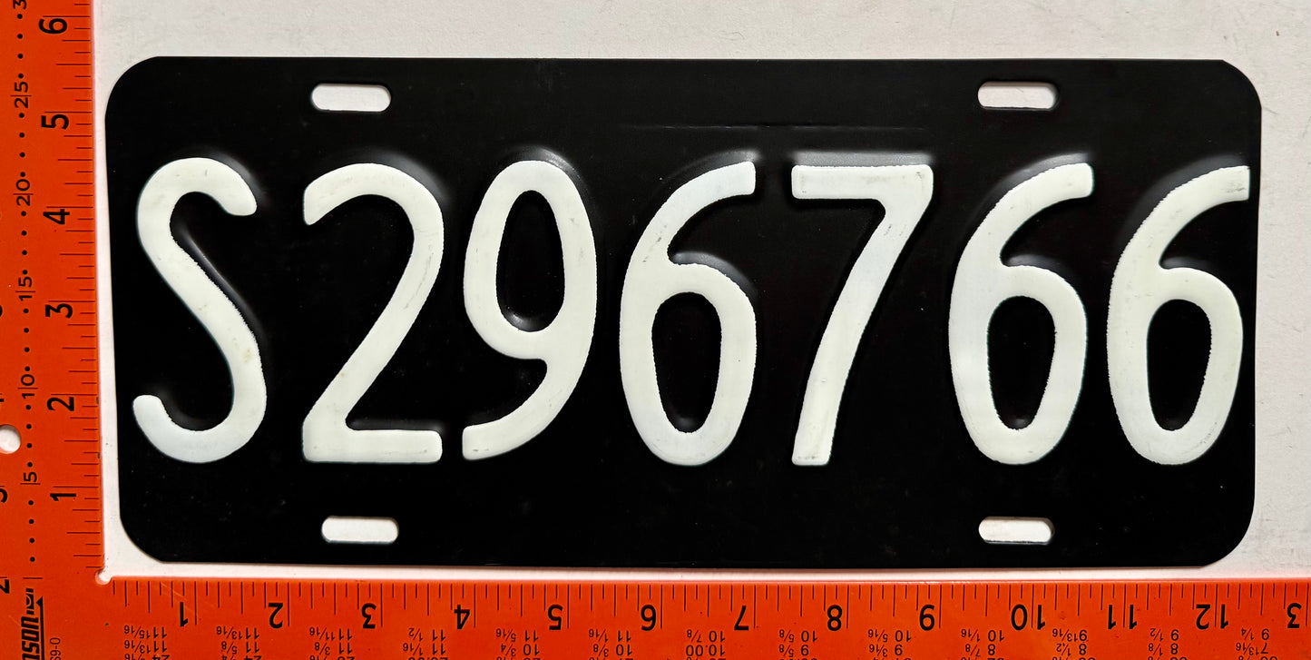 undated Argentina #S296766 Passenger License Plate