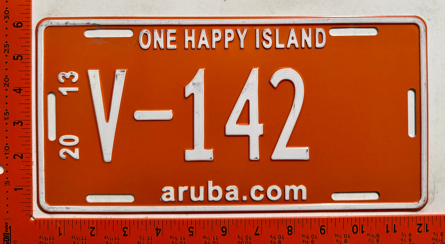 2013 Aruba #V-142 Rental License Plate