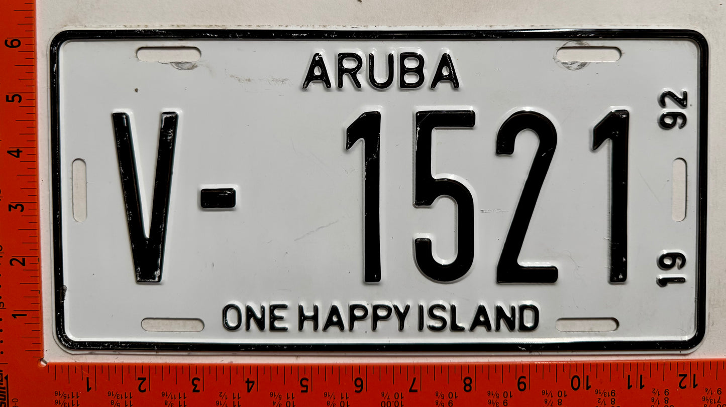 1992 Aruba #V-1521 Rental License Plate