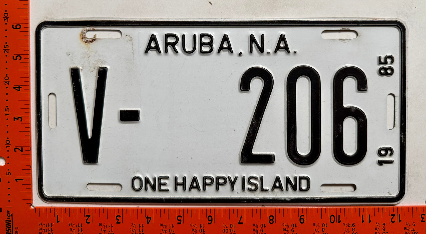 1985 Aruba #V-206 Rental License Plate