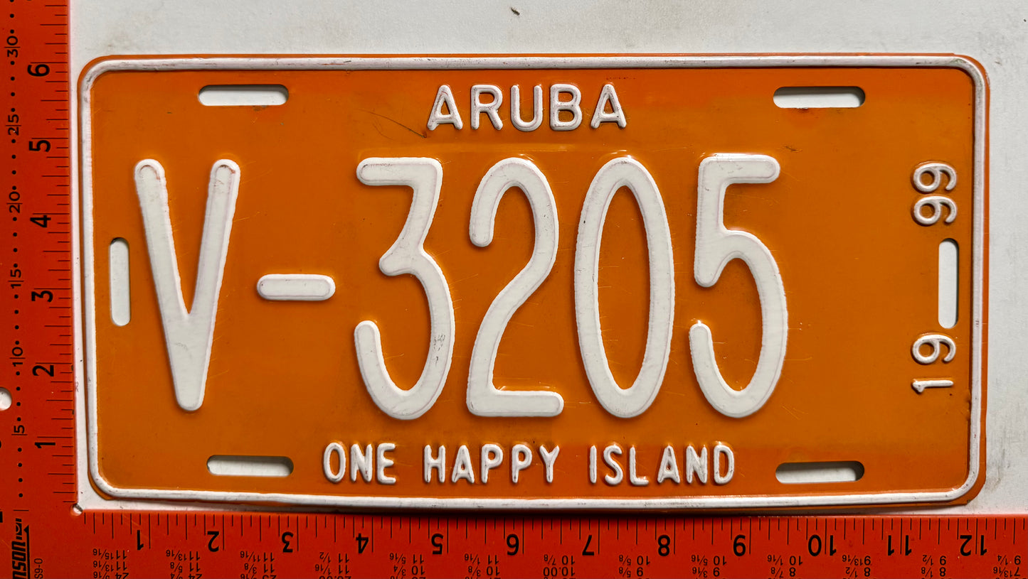 1999 Aruba #V-3205 Rental License Plate