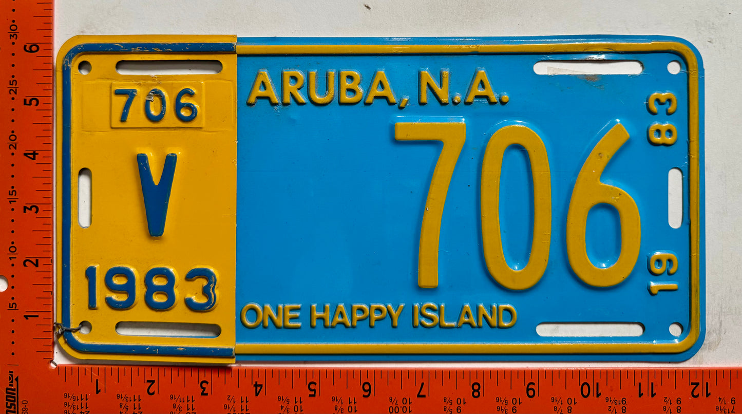 1983 Aruba #V-706 Rental License Plate