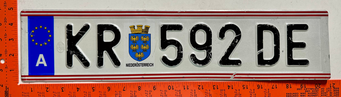 1990 base Austria #KR 592 DE Passenger License Plate