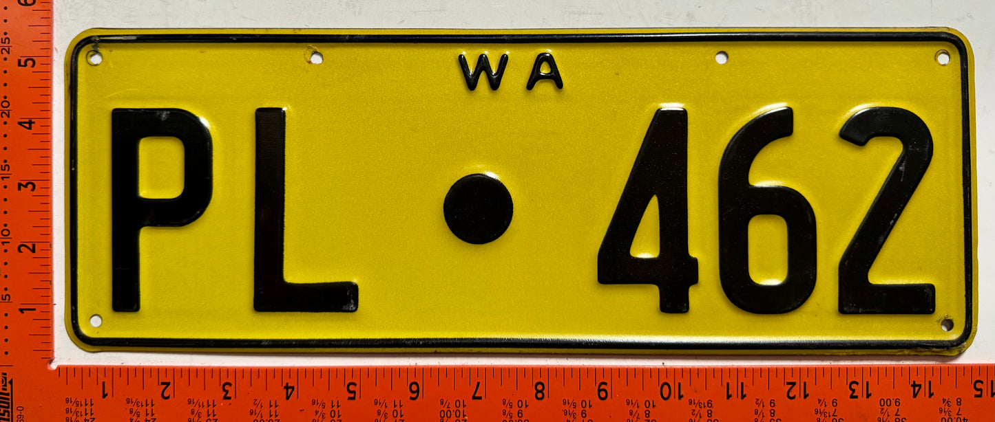 1978 base Western Australia #PL-462 Passenger License Plate