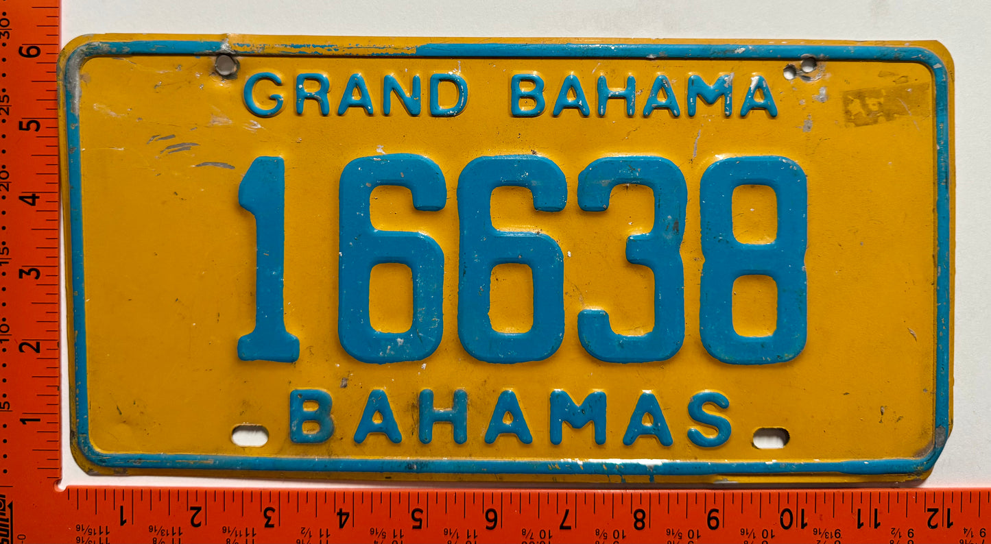 1981 base Grand Bahama, Bahamas #16638 Passenger License Plate
