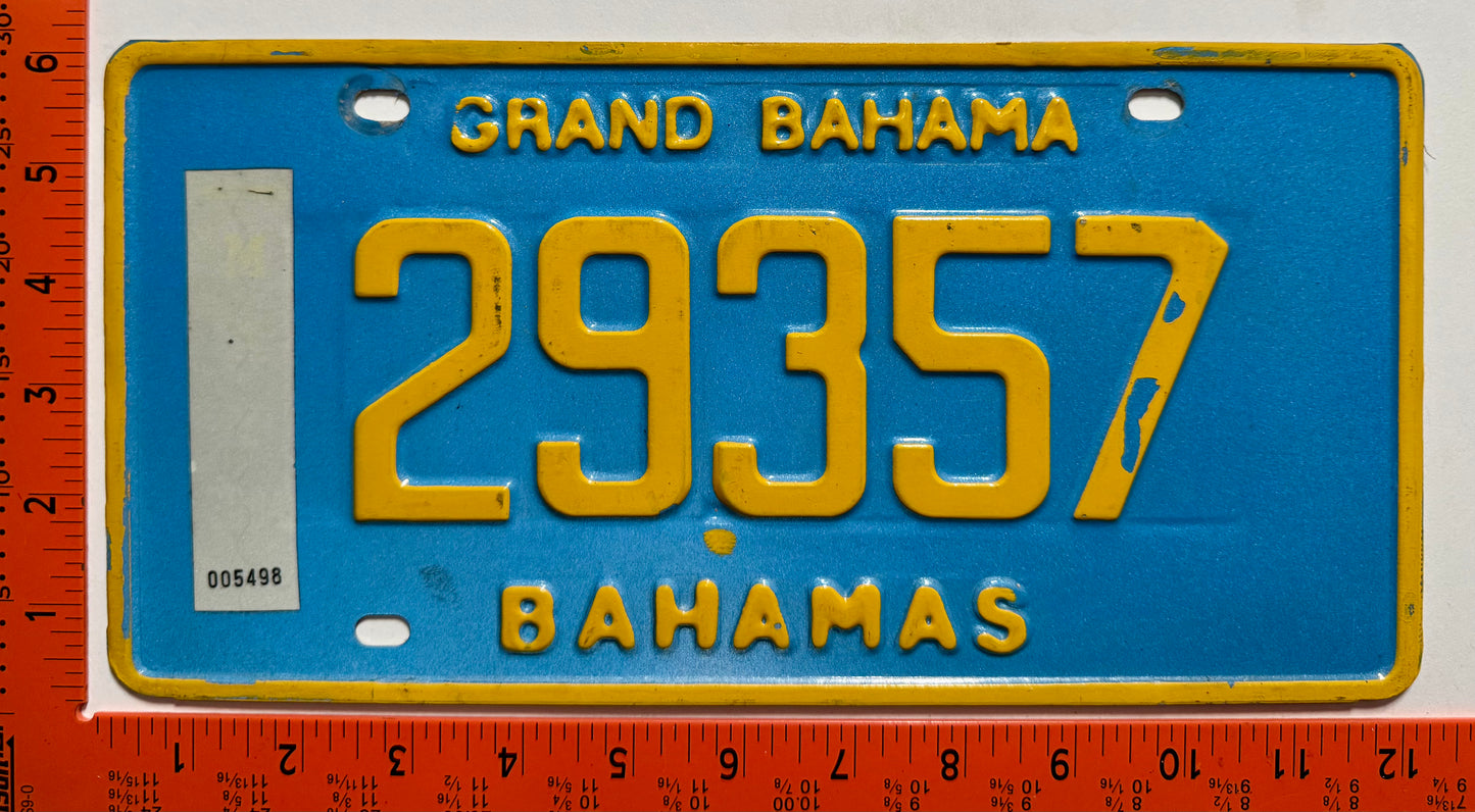 2004 Grand Bahama, Bahamas #29357 Passenger License Plate