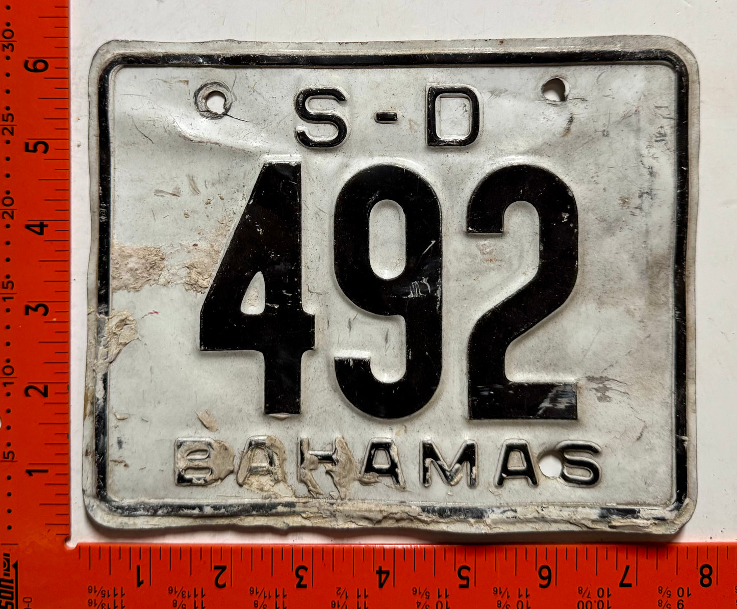 undated Bahamas #492 Rental Motorcycle License Plate