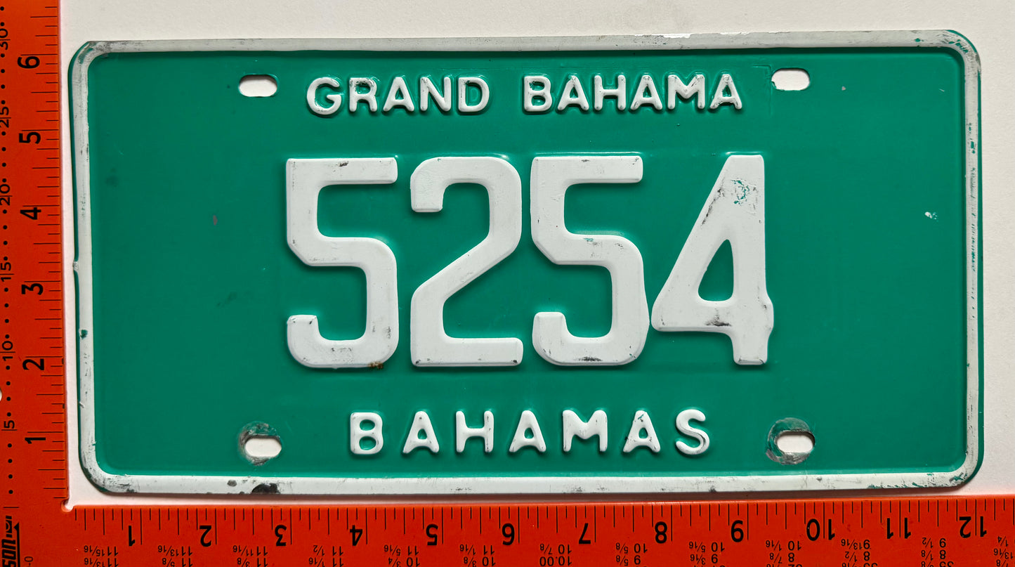 1990 base Grand Bahama, Bahamas #5254 Passenger License Plate