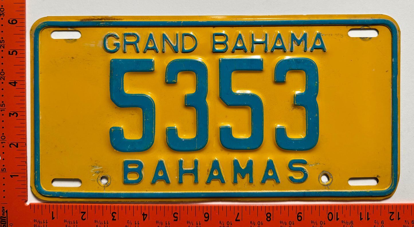 1976 Grand Bahama, Bahamas #5353 Passenger License Plate