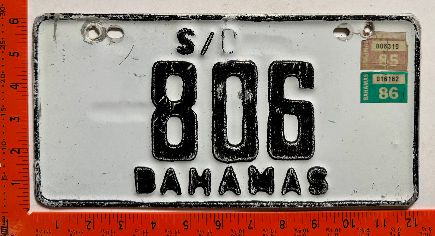 1985/1986 Bahamas #806 Rental Car License Plate