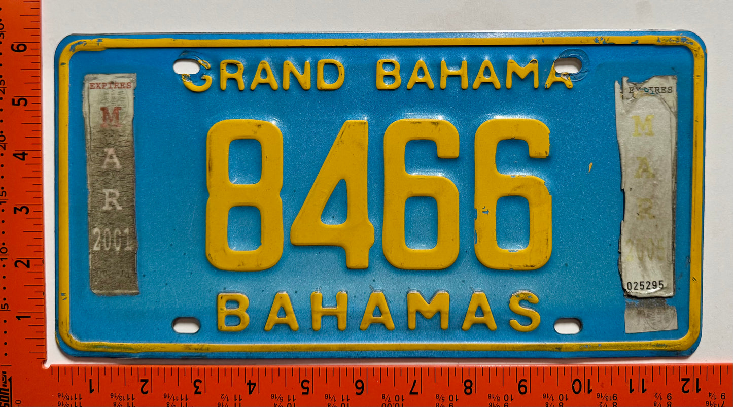 2001/2005 Grand Bahama, Bahamas #8466 Passenger License Plate