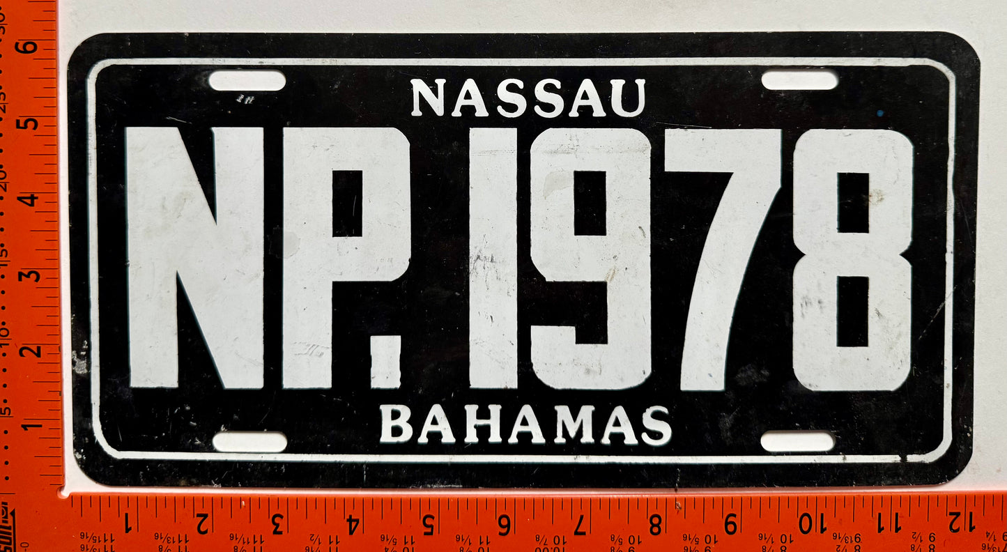 1960s Nassau, Bahamas #NP.1978 Passenger License Plate