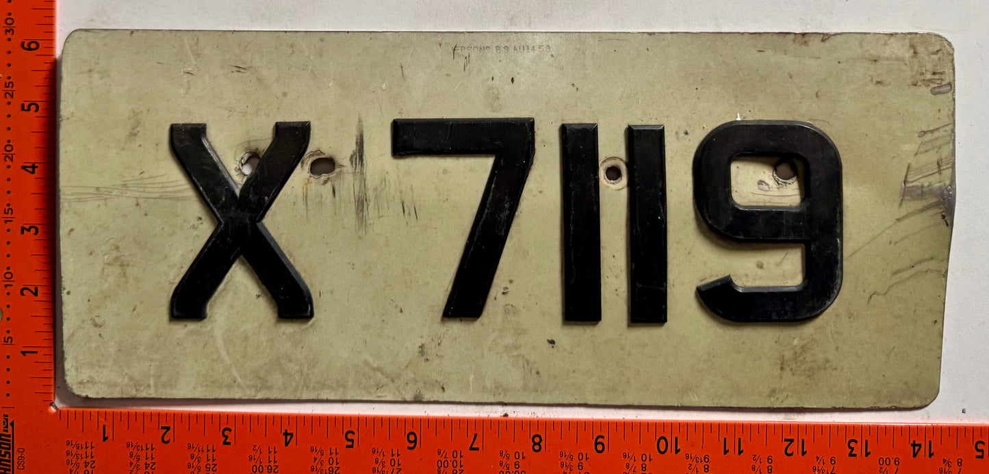 undated Barbados #X 7119 Passenger License Plate