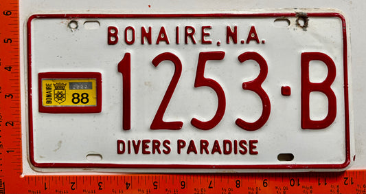 1988 Bonaire #1253-B Passenger License Plate