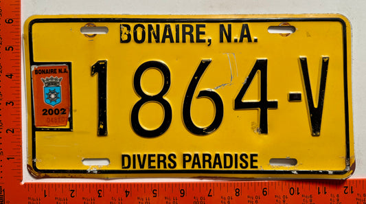 2002 Bonaire #1864-V Commercial License Plate
