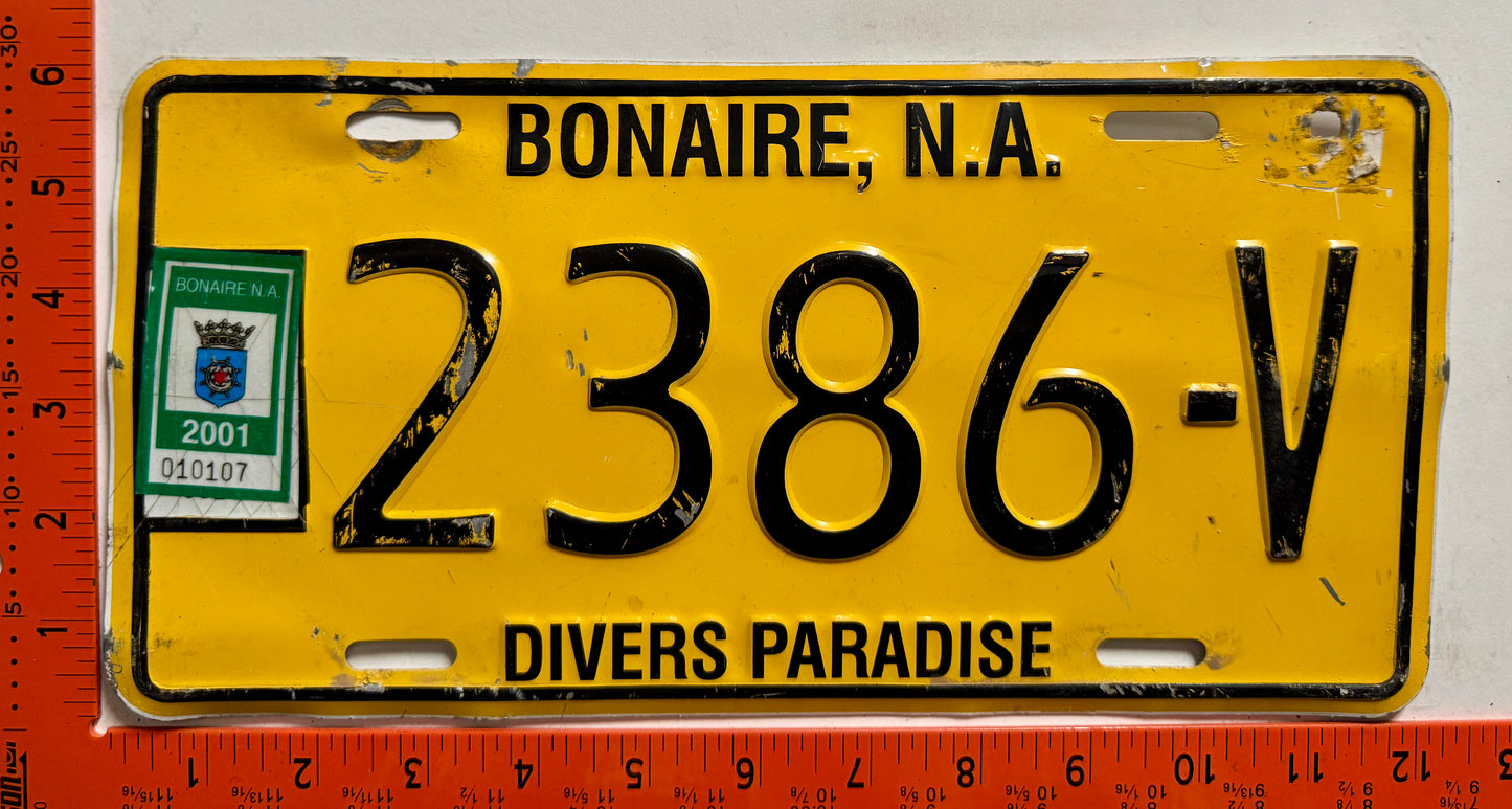 2001 Bonaire #2386-V Commercial License Plate