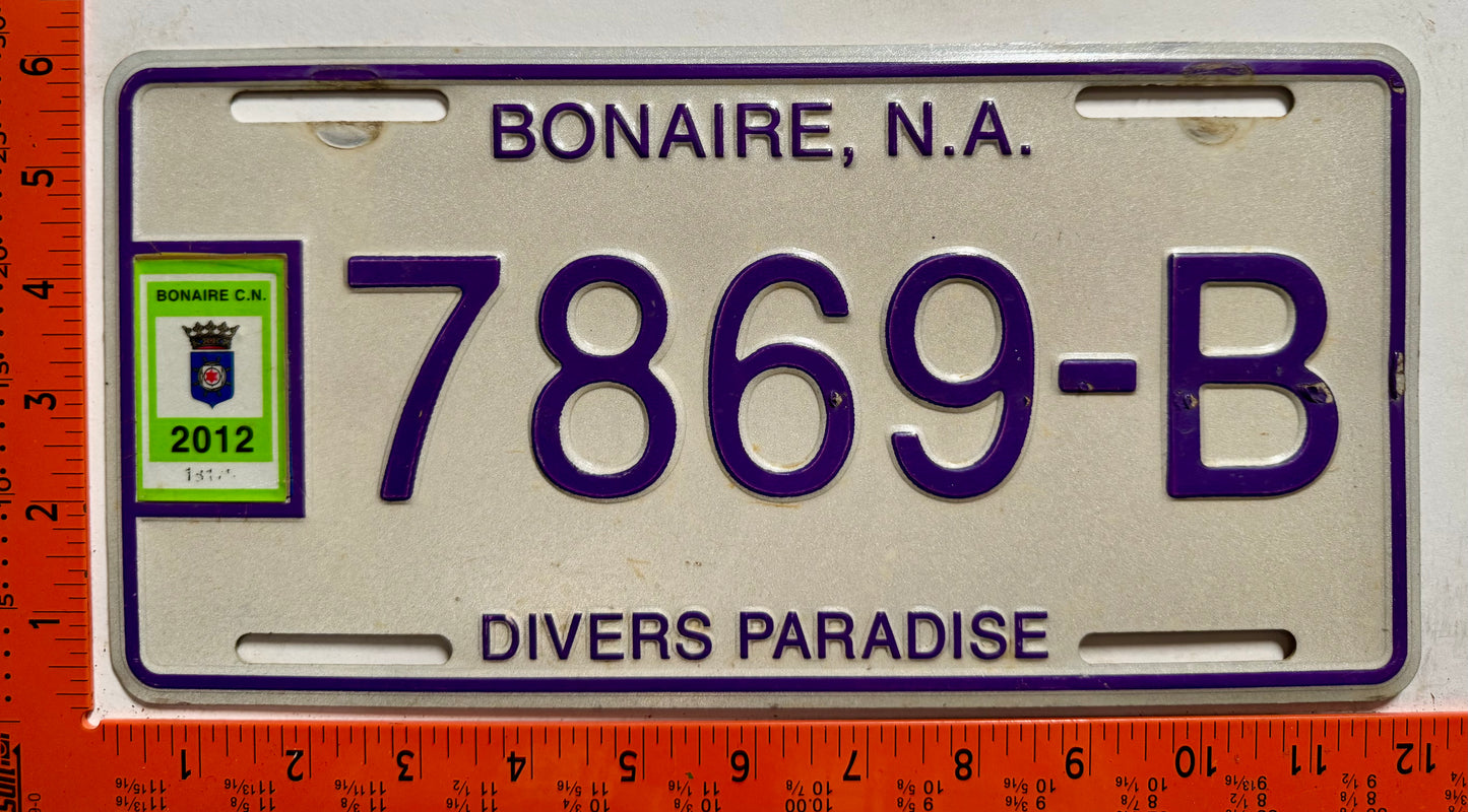 2012 Bonaire #7869-B Passenger License Plate
