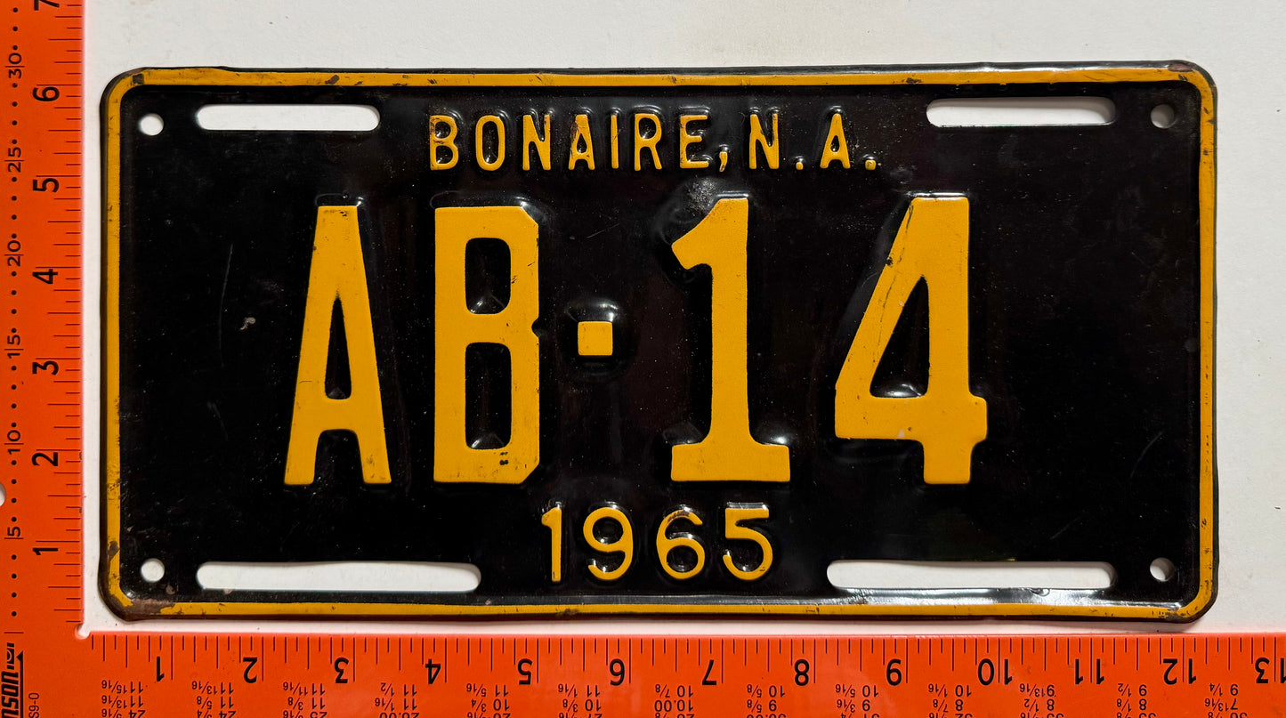 1965 Bonaire #AB-14 Autobus License Plate