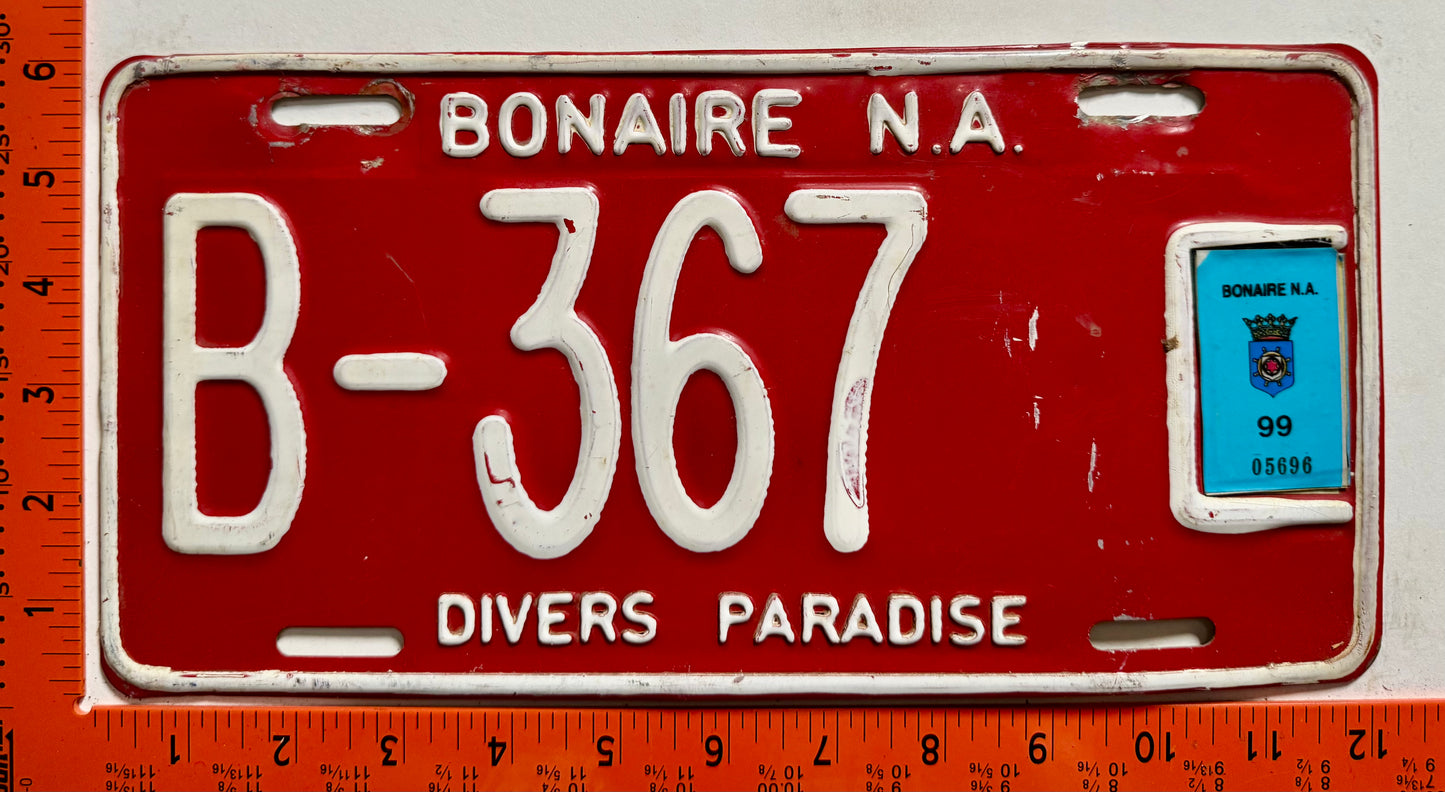 1999 Bonaire #B-367 Passenger License Plate