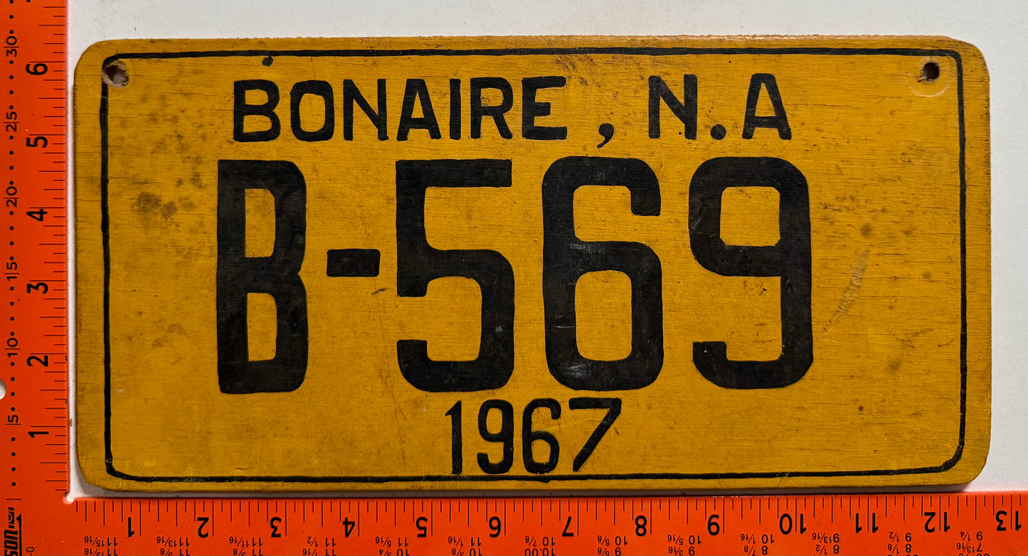 1967 Bonaire #B-569 Passenger Replacement License Plate
