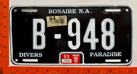 1993/1994 Bonaire #B-948 Passenger License Plate