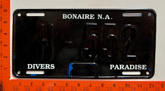 1993 base Bonaire #H-552 Rental License Plate