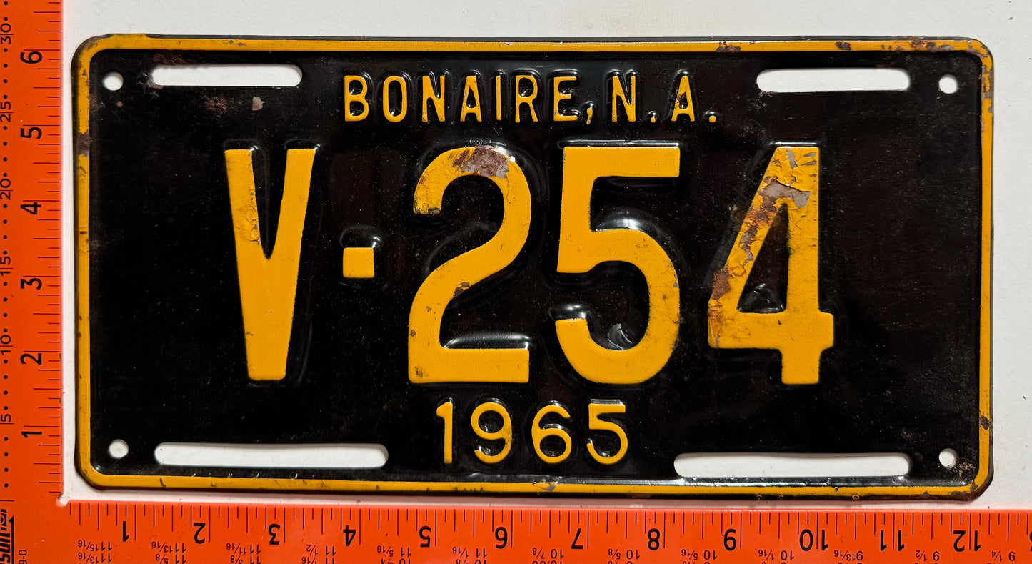 1965 Bonaire #V-254 Commercial License Plate