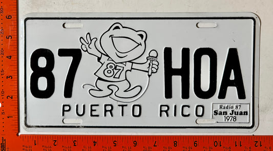 undated 87 WHOA Puerto Rico Radio Station booster License Plate