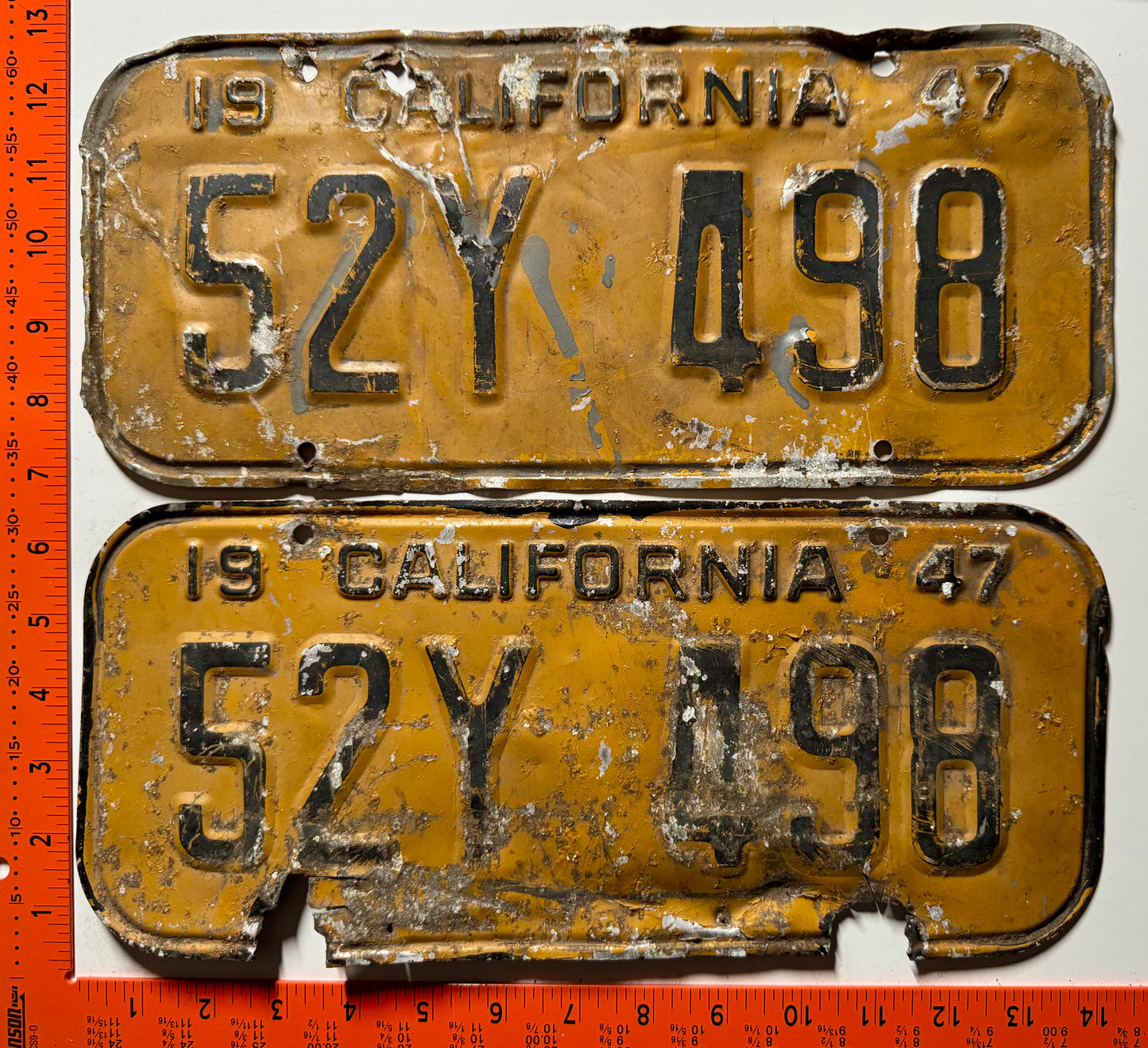 1947 California #52Y498 Passenger License Plate (Pair)