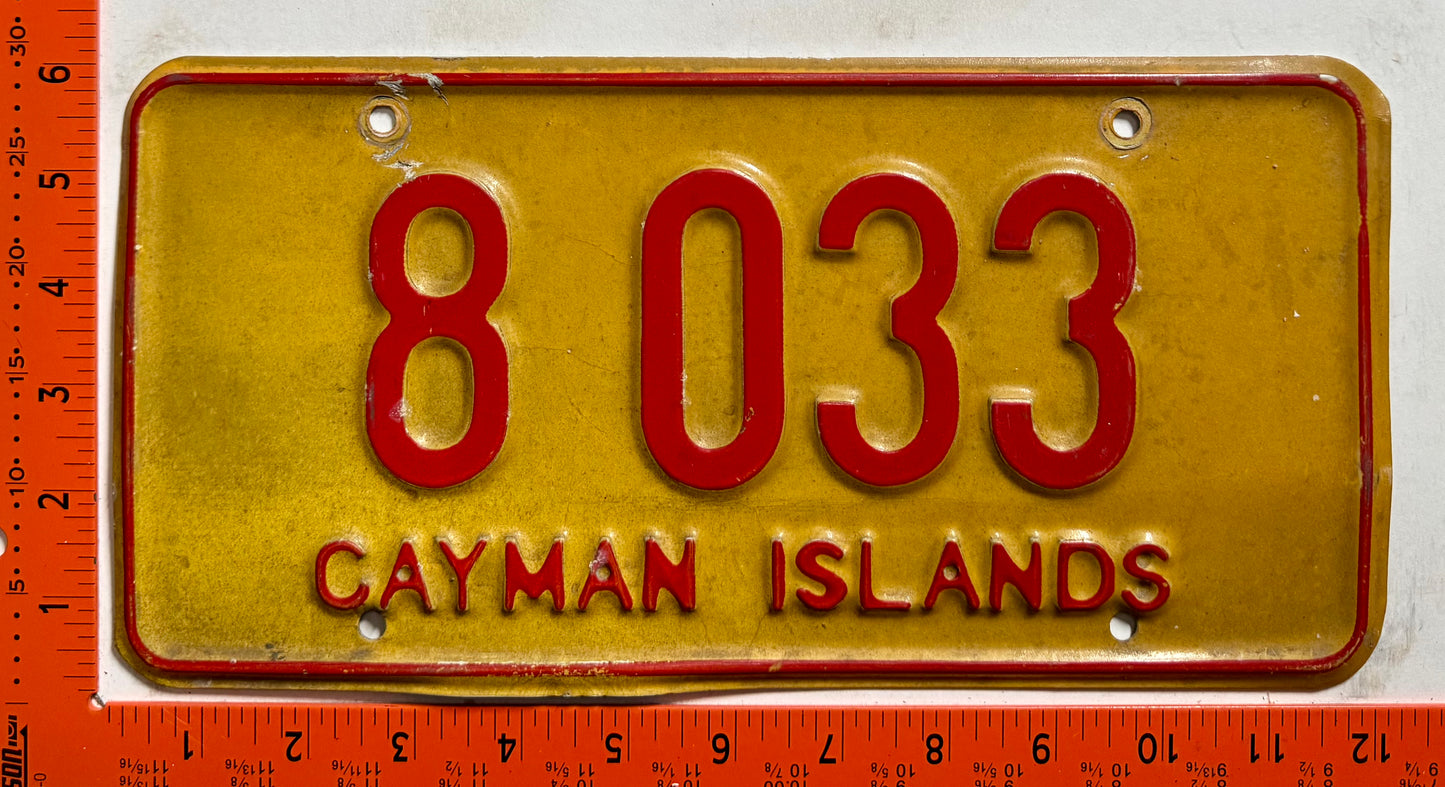 1975 base Cayman Islands #8033 Handicapped License Plate
