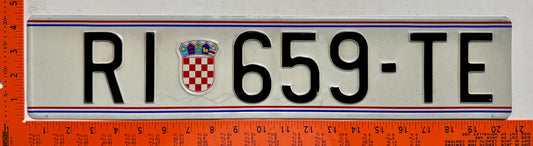 1992 series Croatia #RI 659-TE Passenger License Plate
