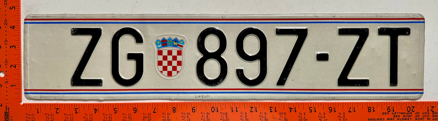 1992 series Croatia #ZG 897-ZT Passenger License Plate