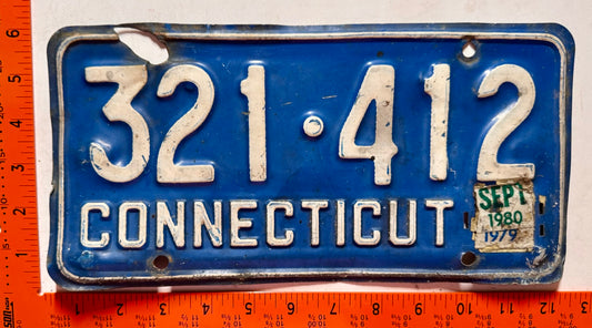 1980 Connecticut #321-412 Passenger License Plate