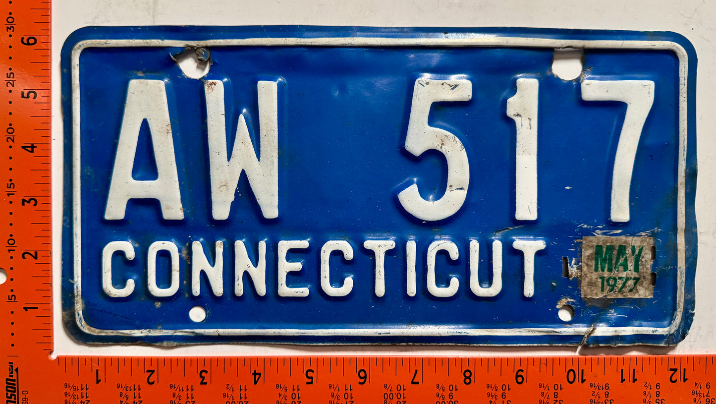 1977 Connecticut #AW 517 Passenger License Plate