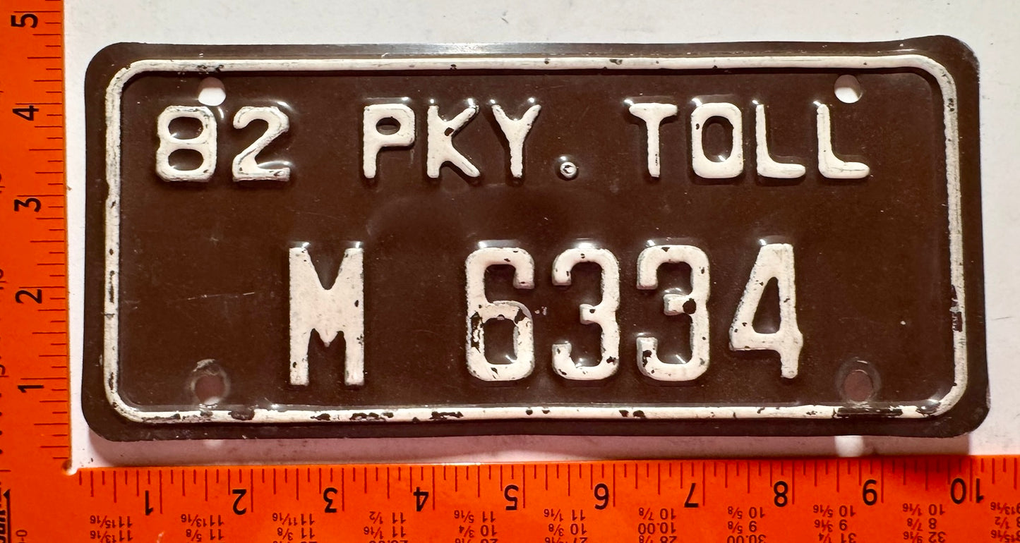 1982 Connecticut #M 6334 Merritt Parkway Toll Permit License Plate