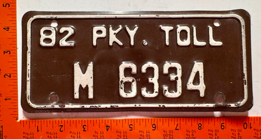 1982 Connecticut #M 6334 Merritt Parkway Toll Permit License Plate