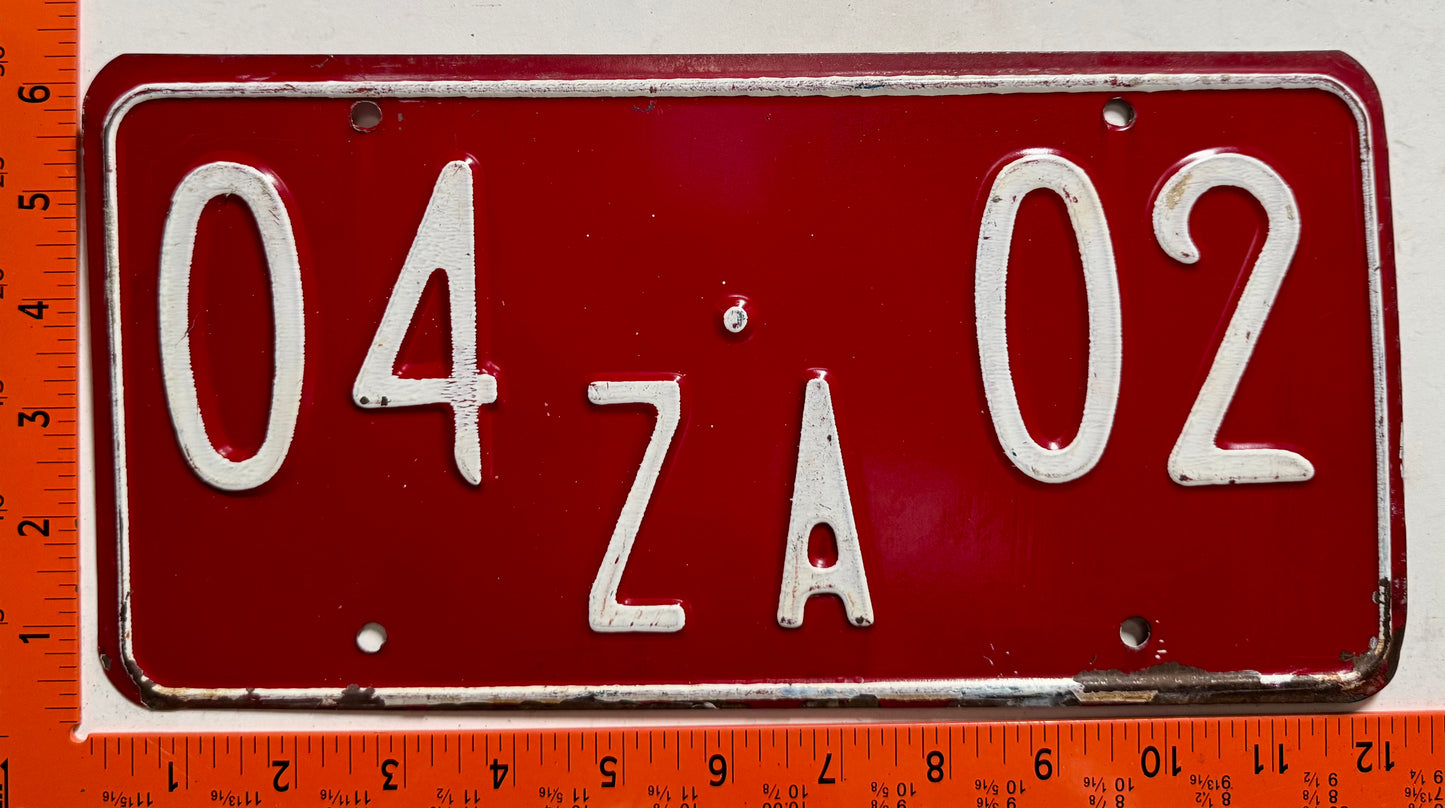 1974 Cuba #04 ZA 02 Passenger License Plate