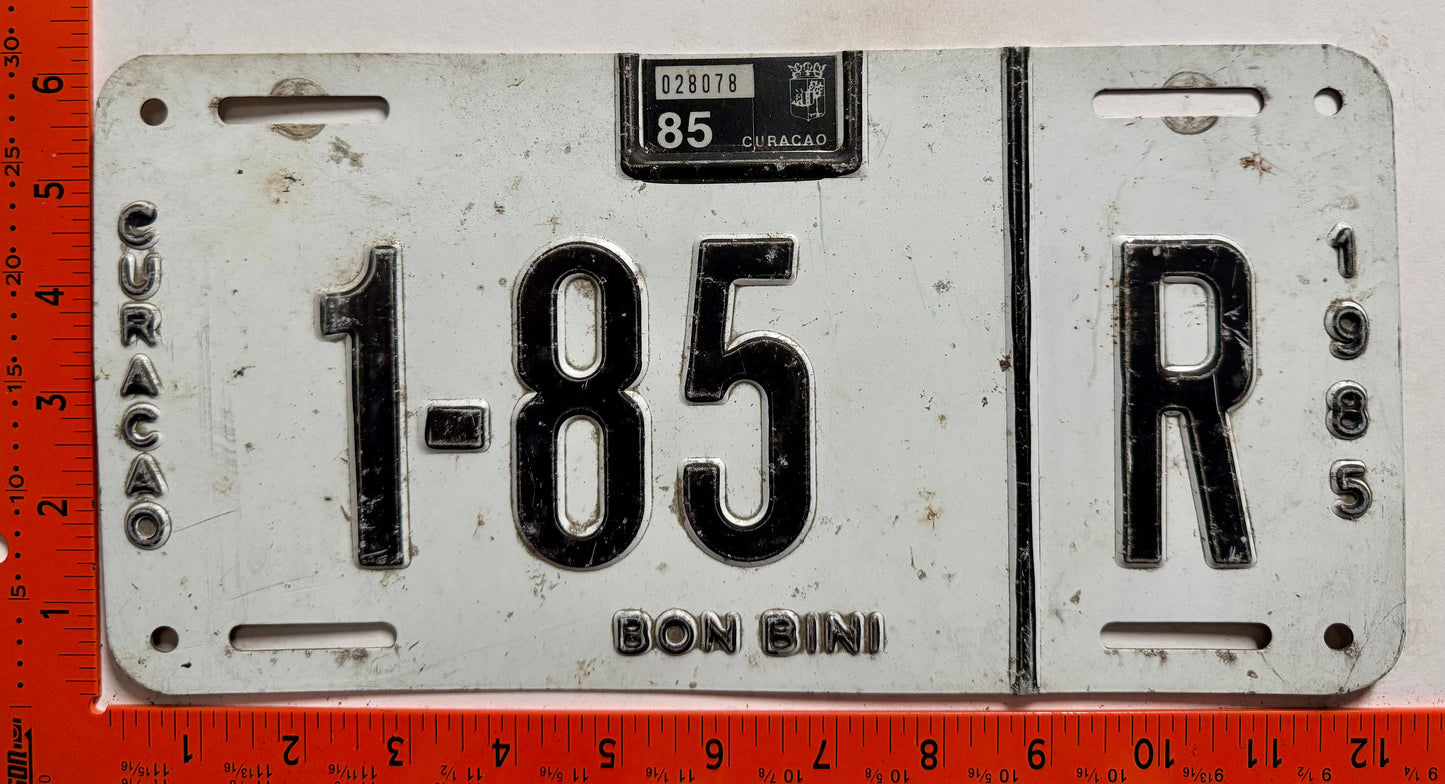 1985 Curacao #1-85 R Rental License Plate